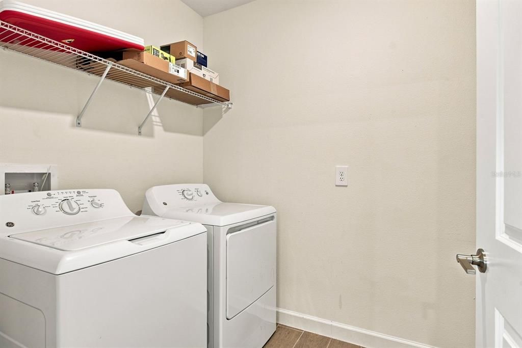 For Rent: $2,500 (2 beds, 2 baths, 1582 Square Feet)