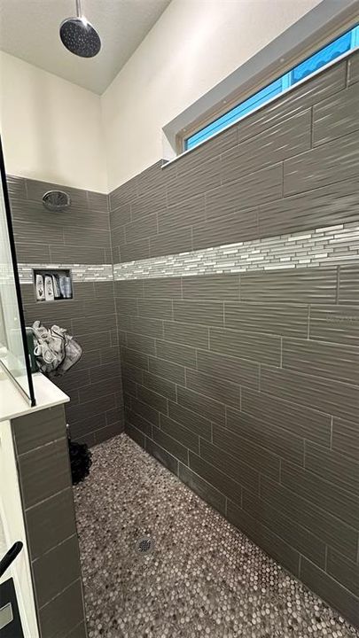 En Venta: $1,349,000 (7 camas, 4 baños, 4488 Pies cuadrados)