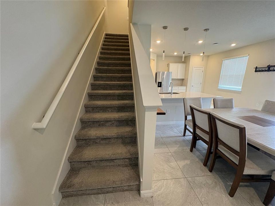 For Rent: $2,450 (3 beds, 2 baths, 1748 Square Feet)