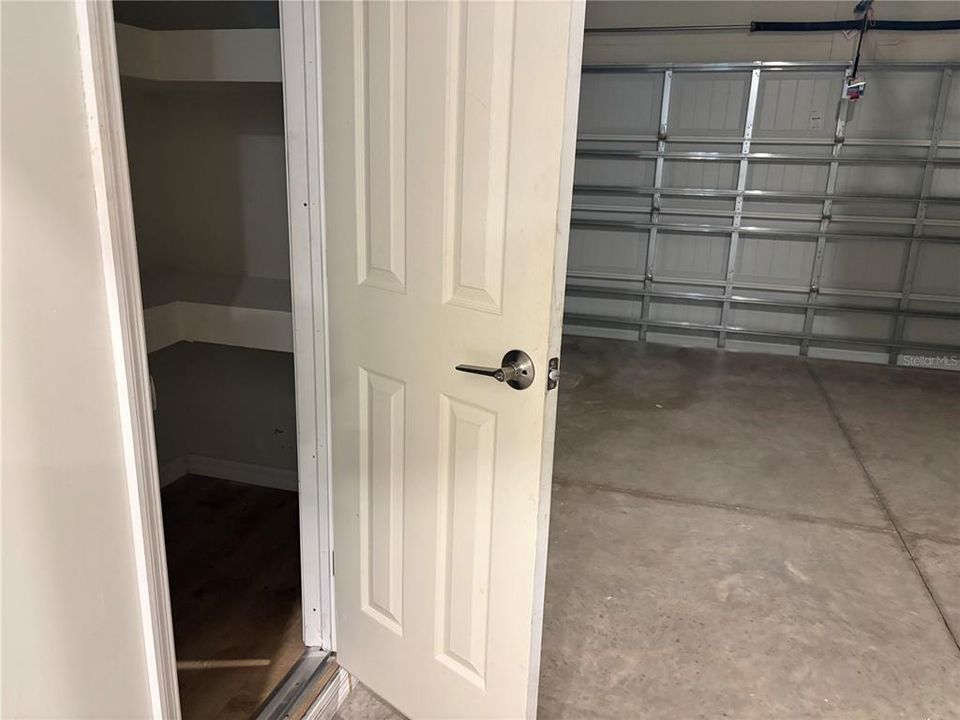 For Rent: $2,450 (3 beds, 2 baths, 1748 Square Feet)