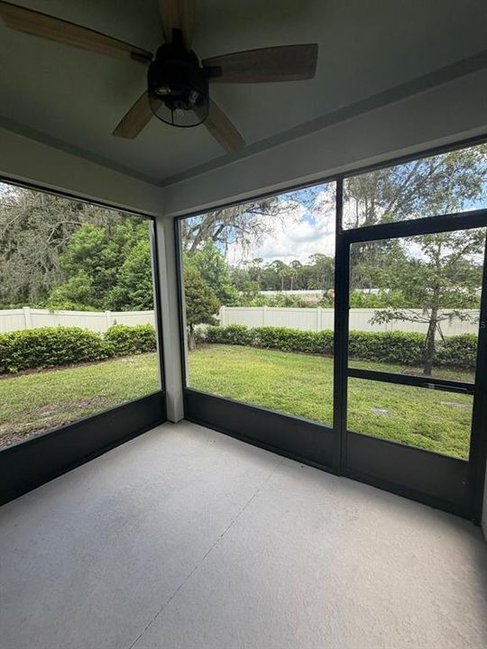 For Rent: $2,450 (3 beds, 2 baths, 1748 Square Feet)