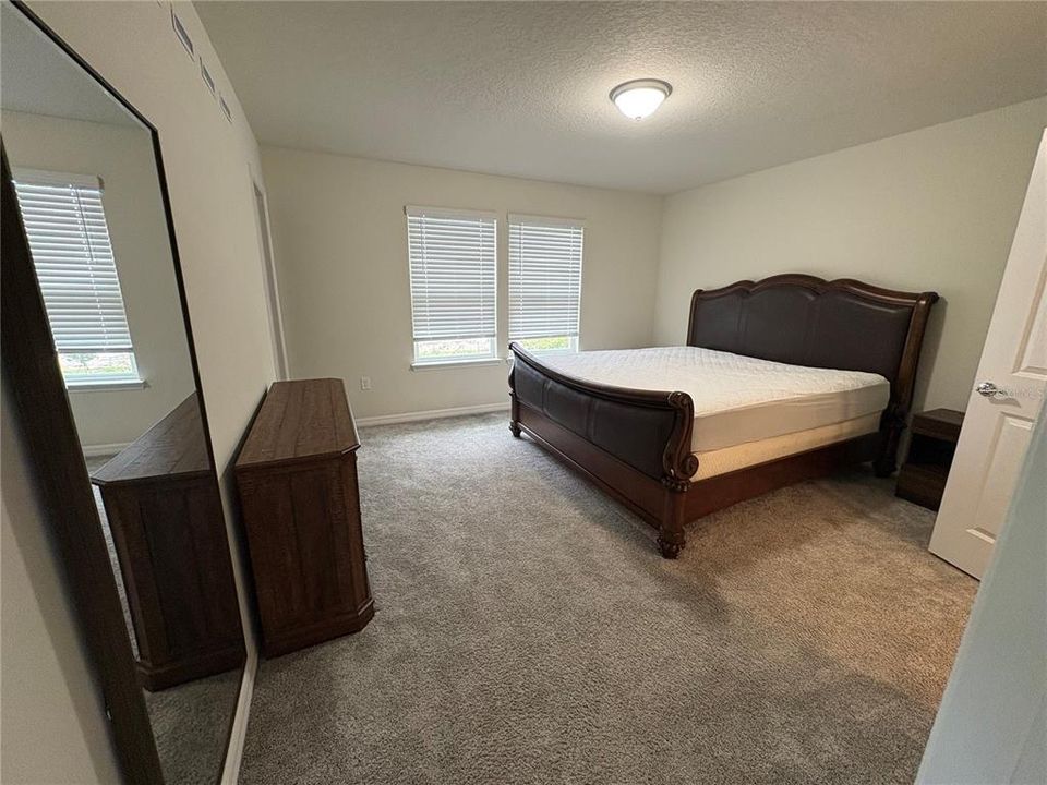 For Rent: $2,450 (3 beds, 2 baths, 1748 Square Feet)