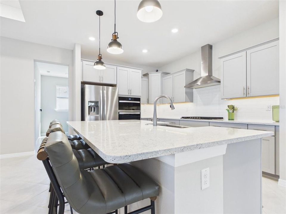 For Rent: $3,000 (4 beds, 3 baths, 2645 Square Feet)