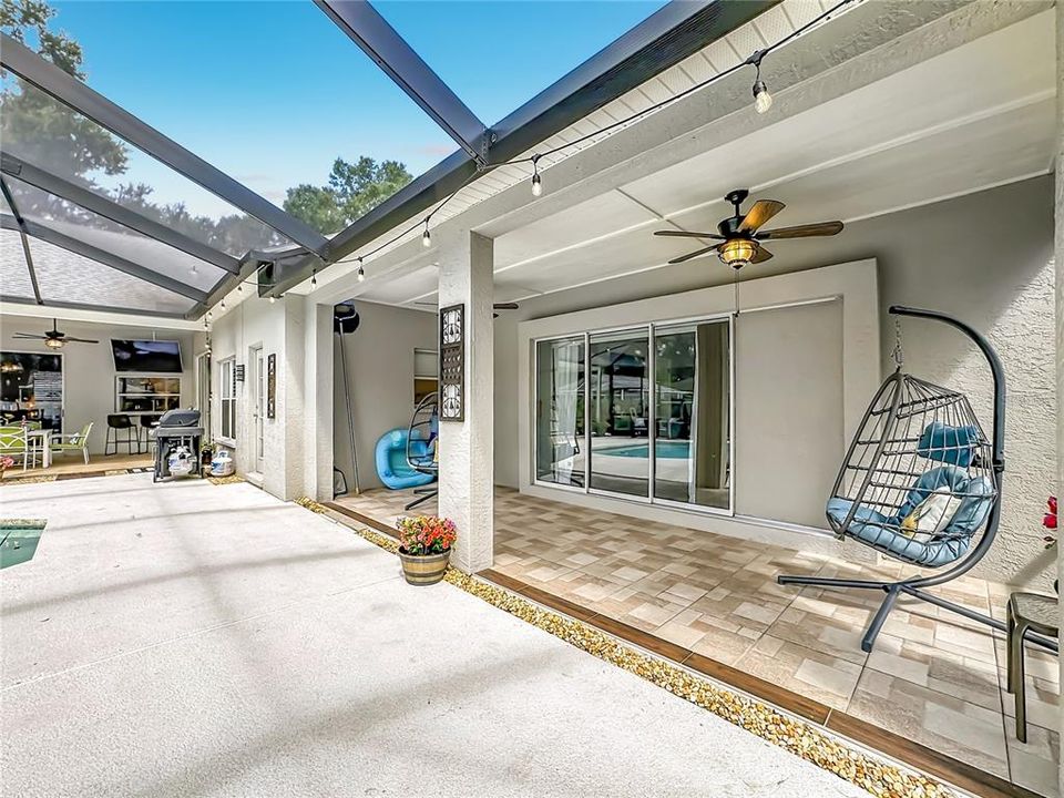 Active With Contract: $629,000 (4 beds, 3 baths, 2776 Square Feet)