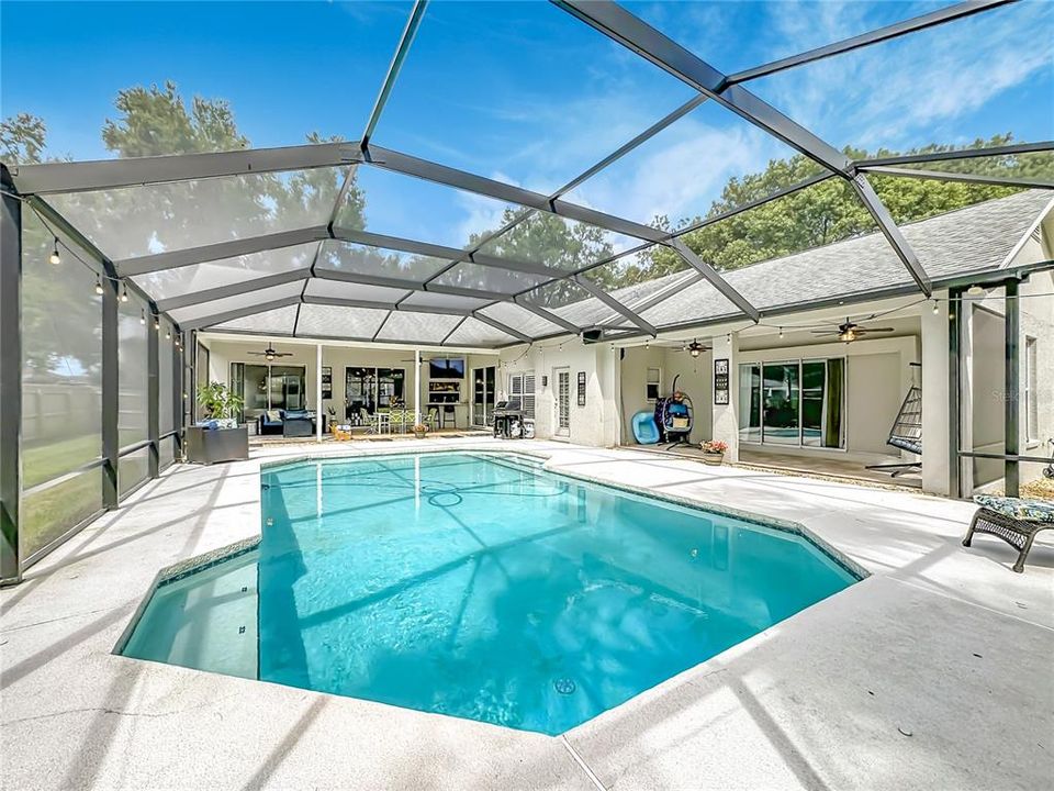 Active With Contract: $629,000 (4 beds, 3 baths, 2776 Square Feet)