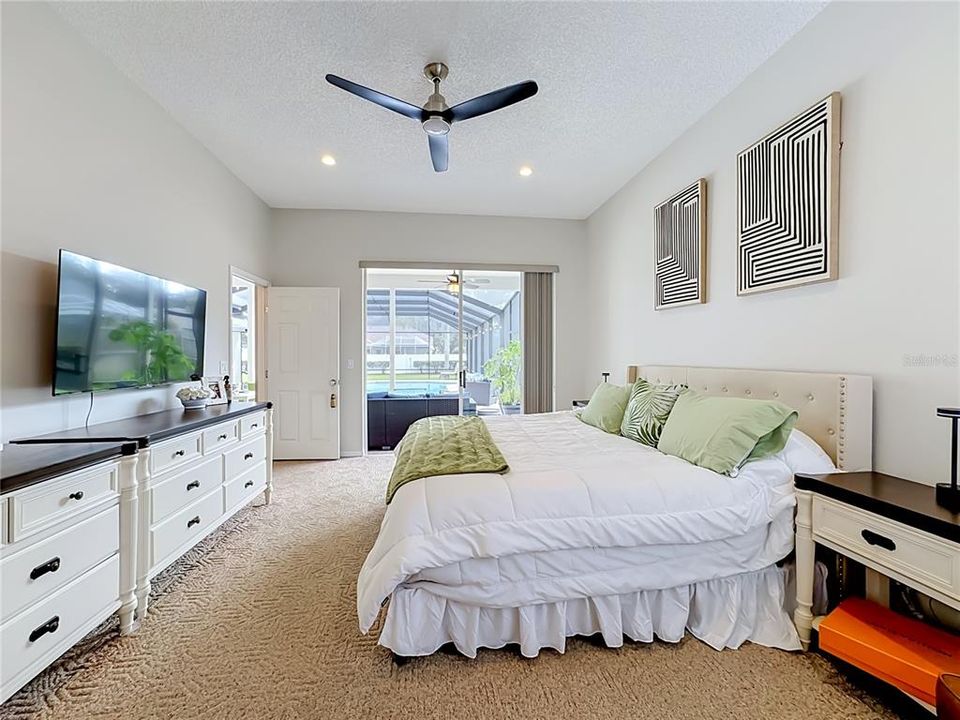 Active With Contract: $629,000 (4 beds, 3 baths, 2776 Square Feet)