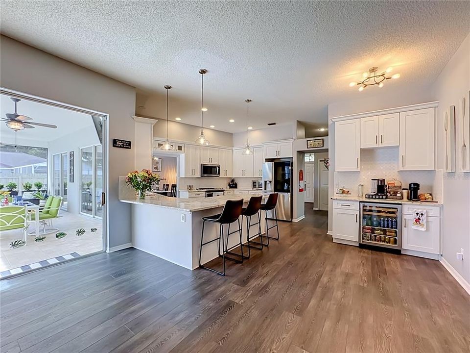 Active With Contract: $629,000 (4 beds, 3 baths, 2776 Square Feet)