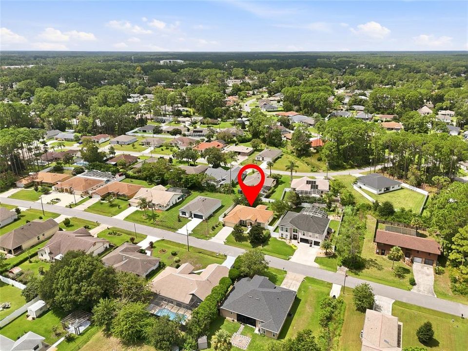 For Sale: $325,000 (3 beds, 2 baths, 1884 Square Feet)
