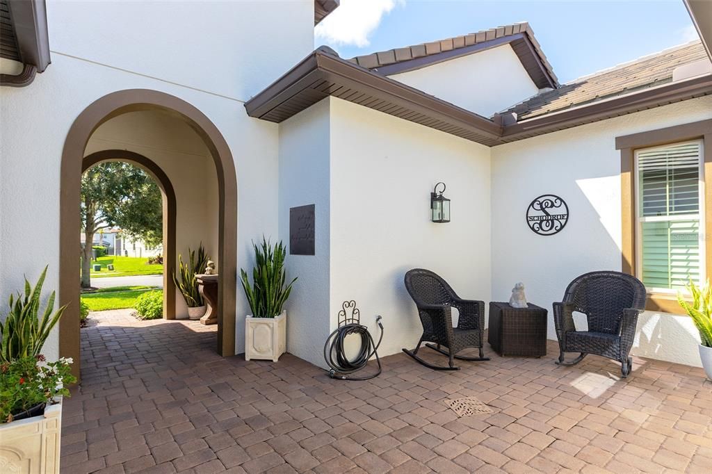 Activo con contrato: $1,159,000 (4 camas, 3 baños, 2954 Pies cuadrados)