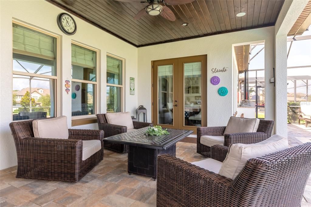 Activo con contrato: $1,159,000 (4 camas, 3 baños, 2954 Pies cuadrados)