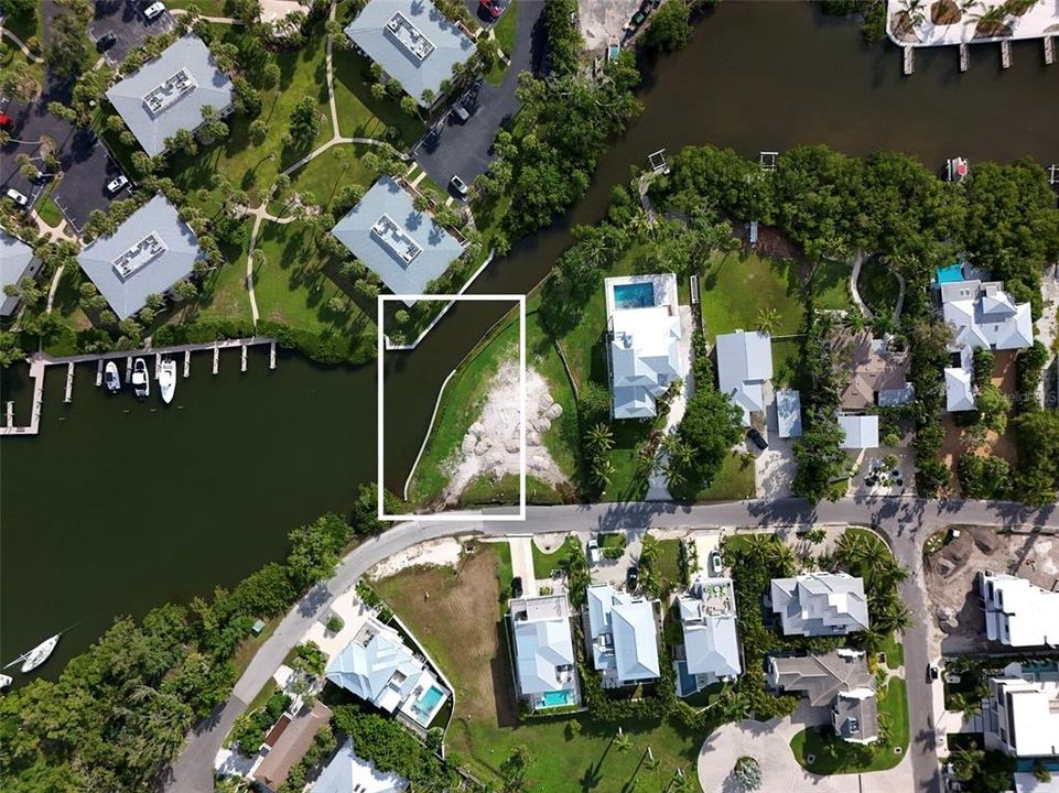 For Sale: $995,000 (0.18 acres)