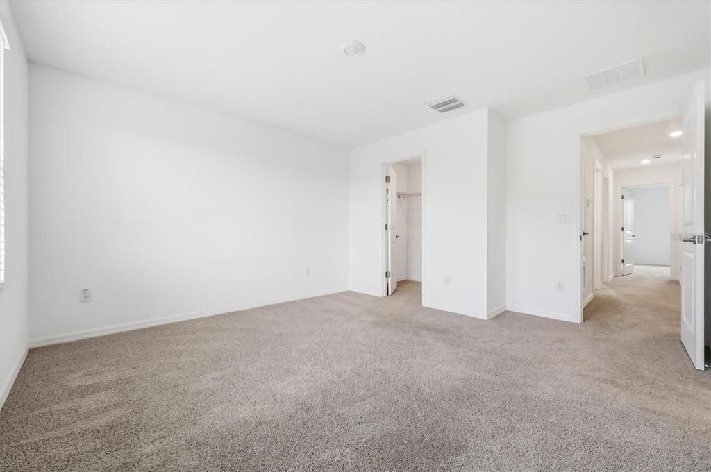 For Rent: $1,950 (3 beds, 2 baths, 1373 Square Feet)