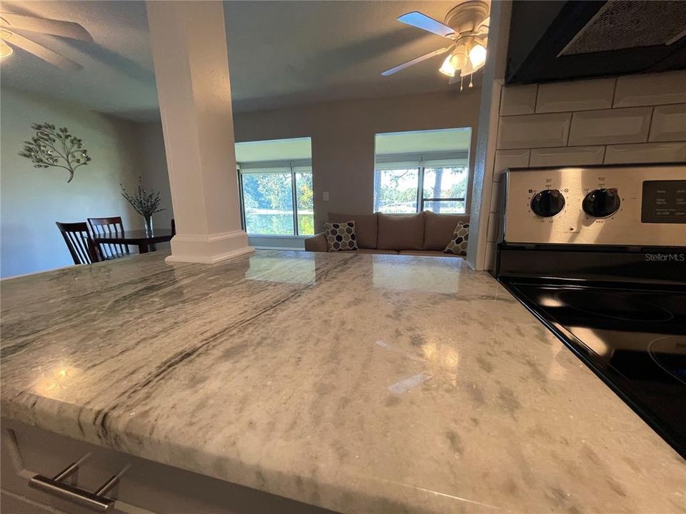 For Sale: $112,000 (1 beds, 1 baths, 756 Square Feet)