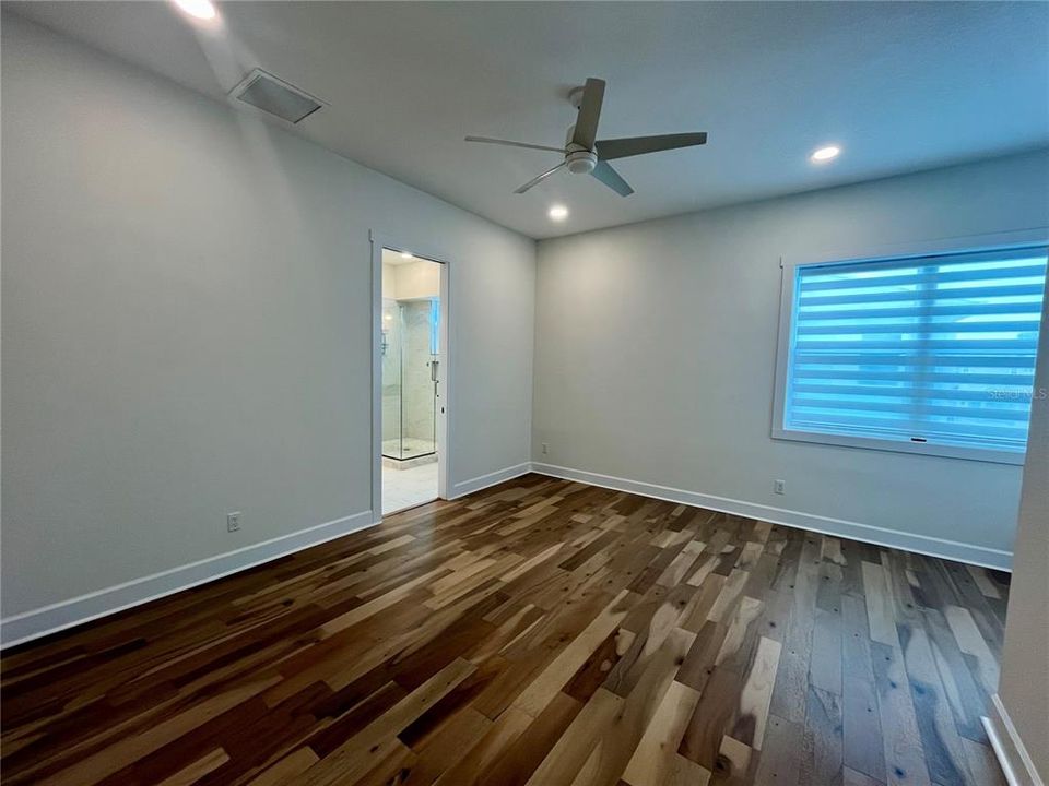 В аренду: $4,125 (3 спален, 3 ванн, 2390 Квадратных фут)
