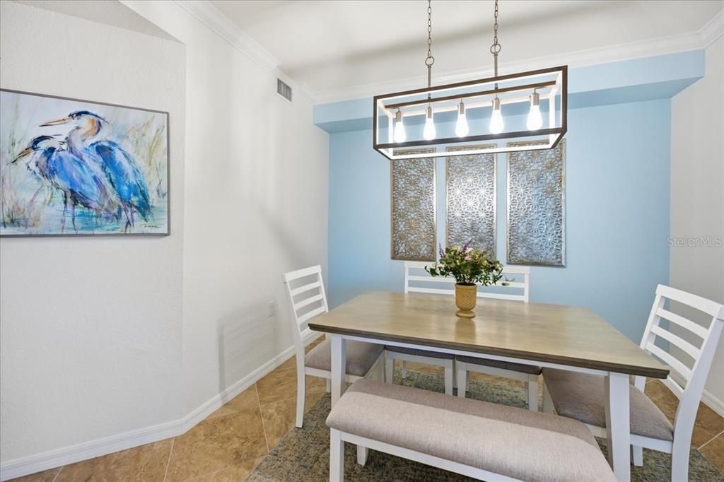 : $339,000 (3 спален, 2 ванн, 1286 Квадратных фут)