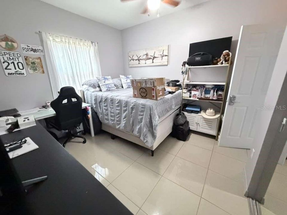 En Renta: $2,450 (3 camas, 2 baños, 1140 Pies cuadrados)