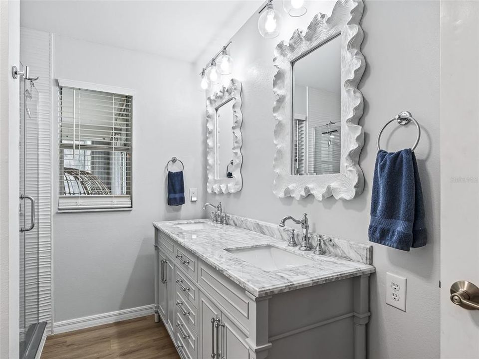 For Sale: $450,000 (3 beds, 2 baths, 1572 Square Feet)