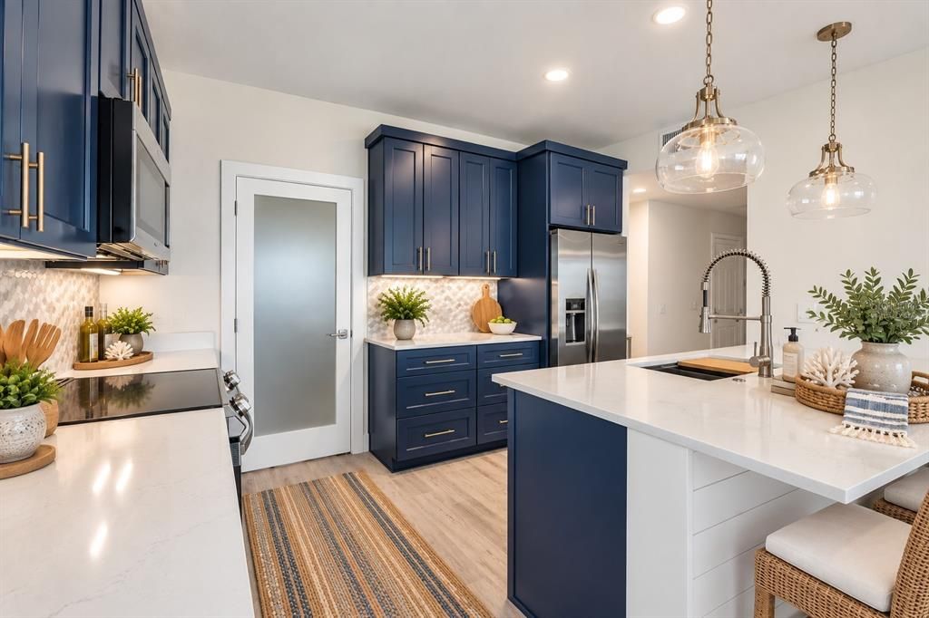 For Sale: $619,000 (3 beds, 2 baths, 2028 Square Feet)