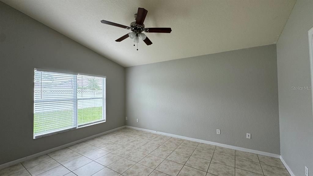 For Rent: $2,600 (4 beds, 2 baths, 1854 Square Feet)