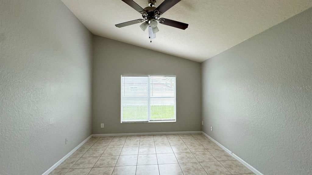 For Rent: $2,600 (4 beds, 2 baths, 1854 Square Feet)