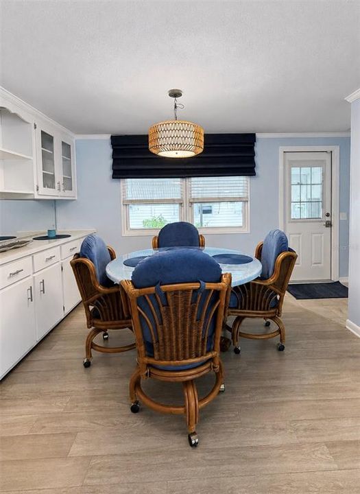 For Sale: $339,000 (2 beds, 2 baths, 1475 Square Feet)