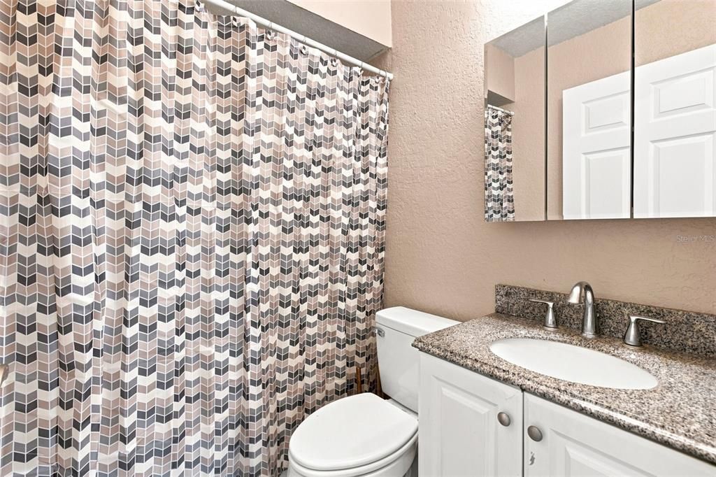 For Sale: $485,000 (5 beds, 3 baths, 2303 Square Feet)