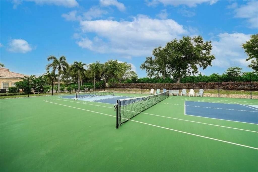 En Venta: $805,000 (2 camas, 2 baños, 1893 Pies cuadrados)