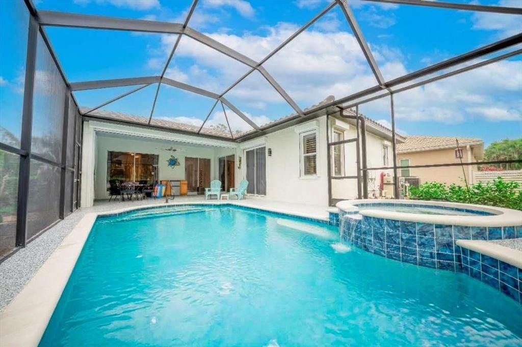En Venta: $805,000 (2 camas, 2 baños, 1893 Pies cuadrados)