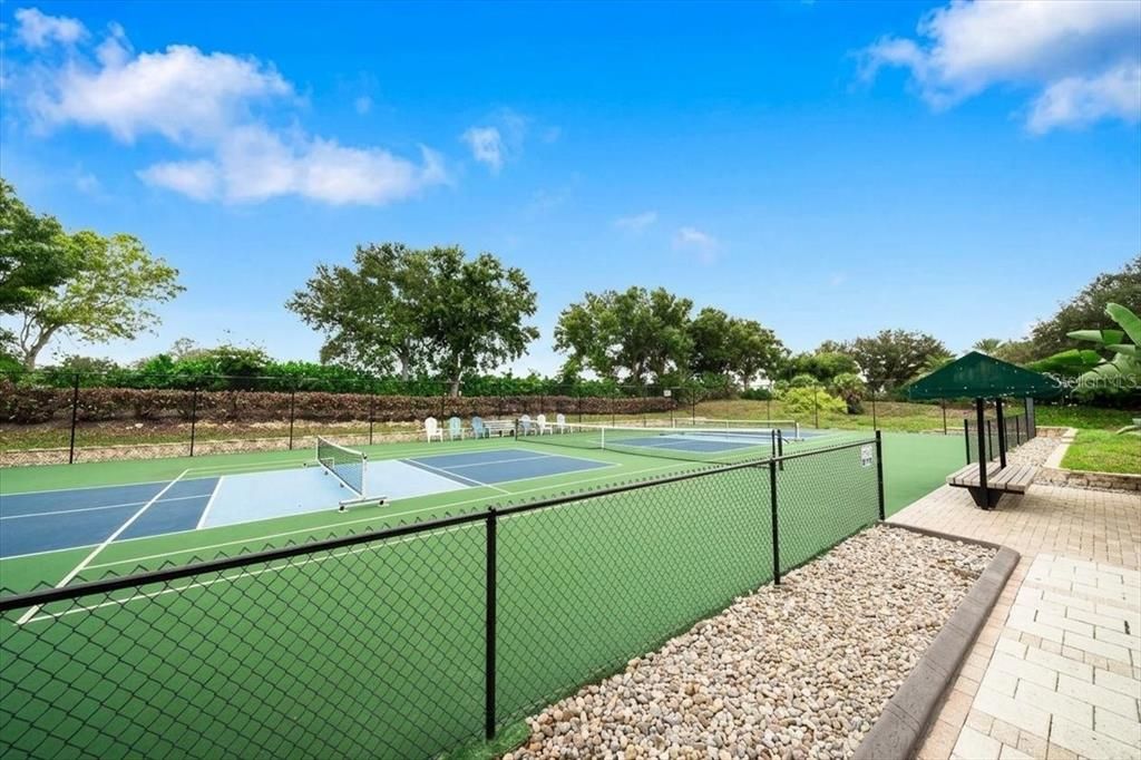 En Venta: $805,000 (2 camas, 2 baños, 1893 Pies cuadrados)