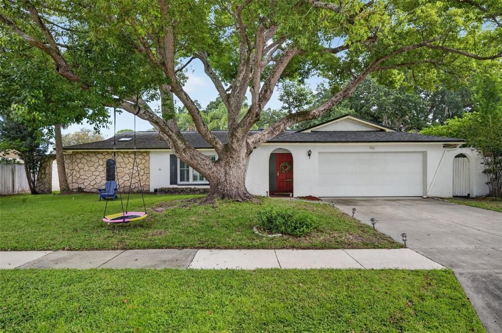 For Sale: $549,000 (4 beds, 2 baths, 1845 Square Feet)
