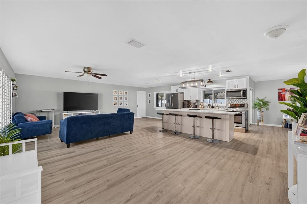 For Sale: $549,000 (4 beds, 2 baths, 1845 Square Feet)