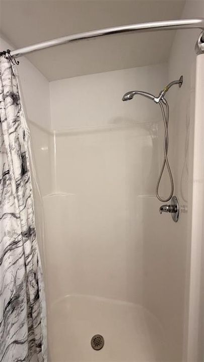 For Rent: $1,700 (3 beds, 2 baths, 1014 Square Feet)