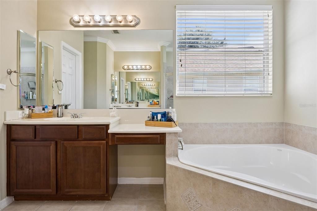 For Sale: $499,999 (4 beds, 3 baths, 2873 Square Feet)