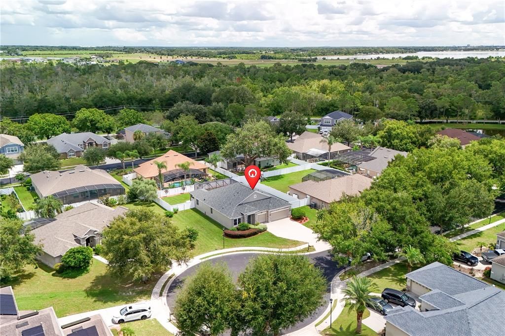 For Sale: $559,900 (4 beds, 3 baths, 2297 Square Feet)
