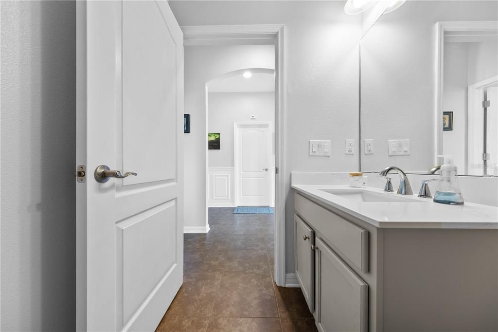 For Sale: $559,900 (4 beds, 3 baths, 2297 Square Feet)