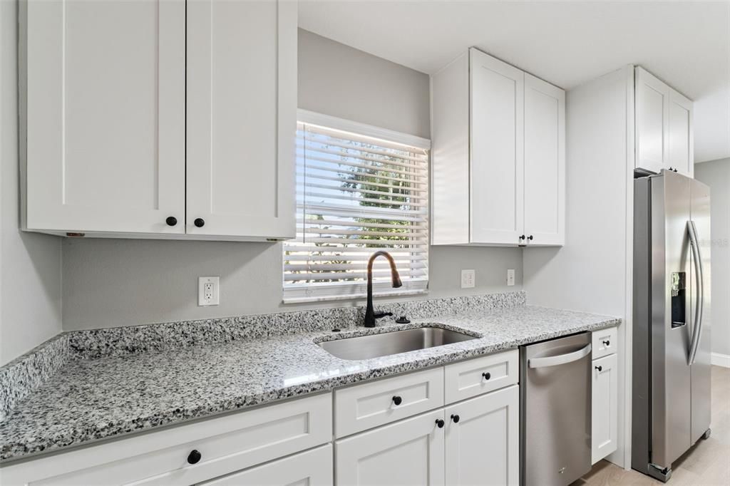 For Sale: $399,000 (3 beds, 2 baths, 1309 Square Feet)