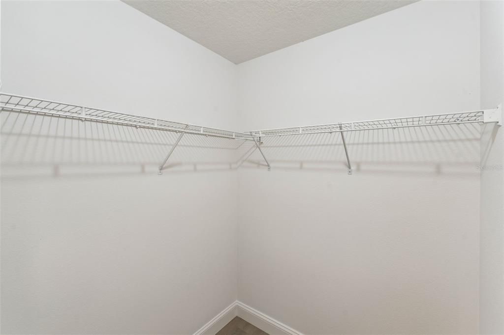 For Sale: $399,000 (3 beds, 2 baths, 1309 Square Feet)