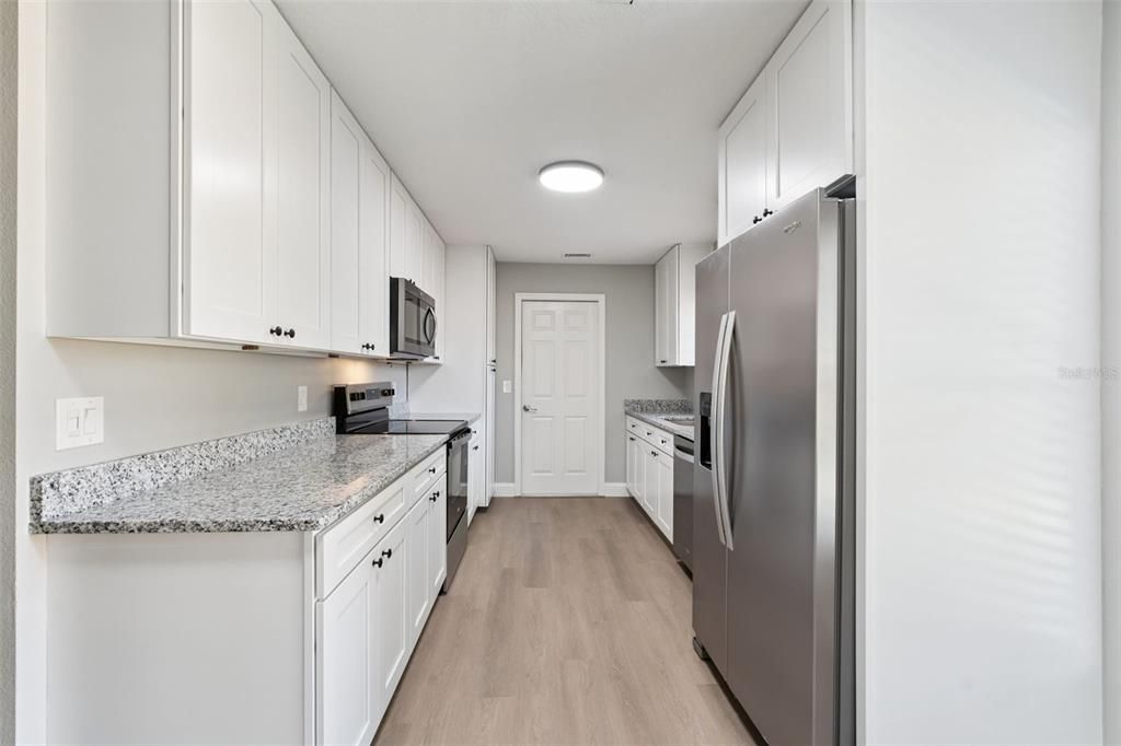 For Sale: $399,000 (3 beds, 2 baths, 1309 Square Feet)