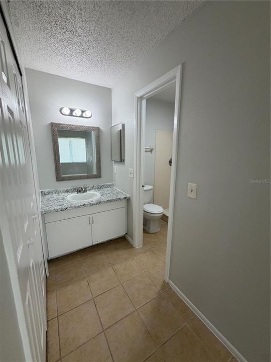 For Rent: $1,300 (2 beds, 2 baths, 938 Square Feet)