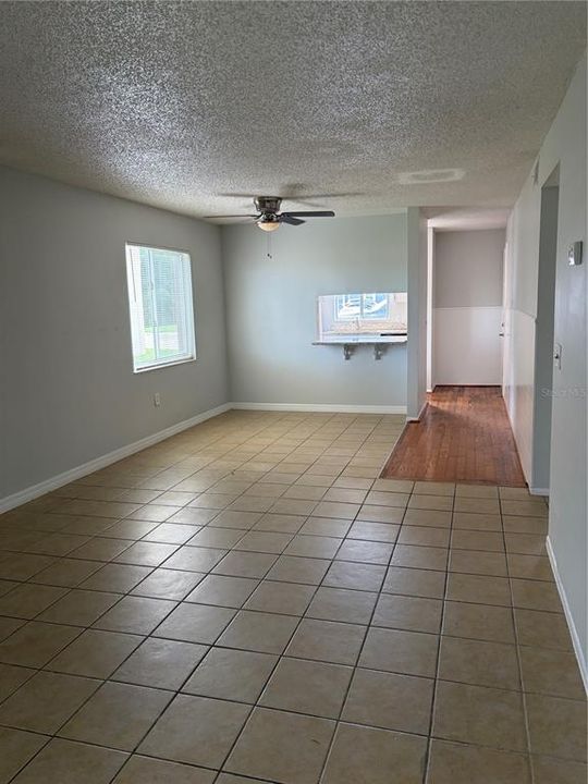 For Rent: $1,300 (2 beds, 2 baths, 938 Square Feet)