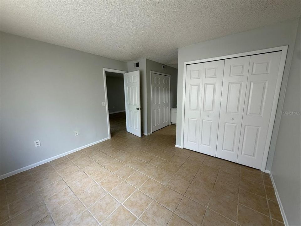 For Rent: $1,300 (2 beds, 2 baths, 938 Square Feet)
