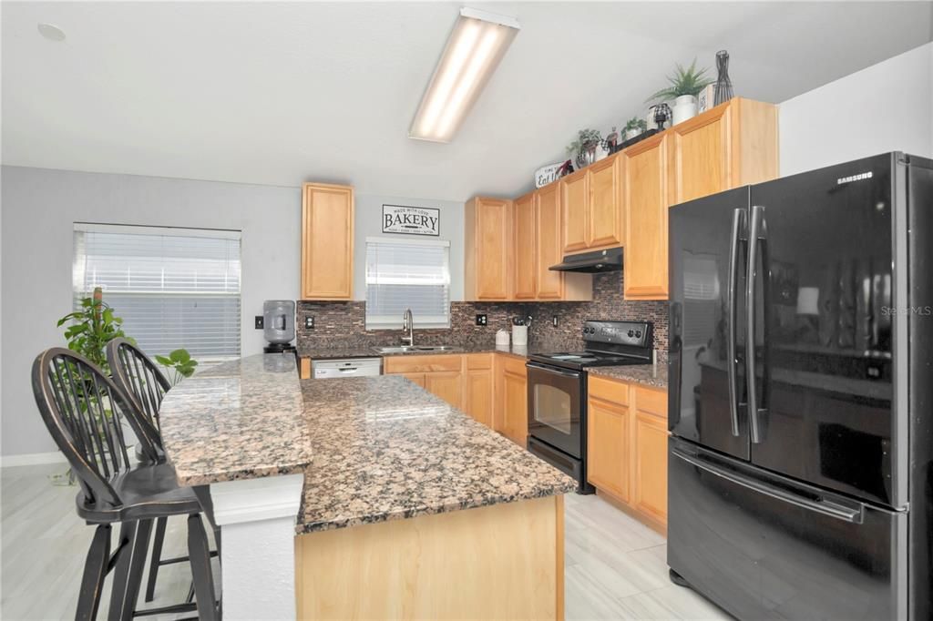 For Sale: $370,000 (3 beds, 2 baths, 2082 Square Feet)