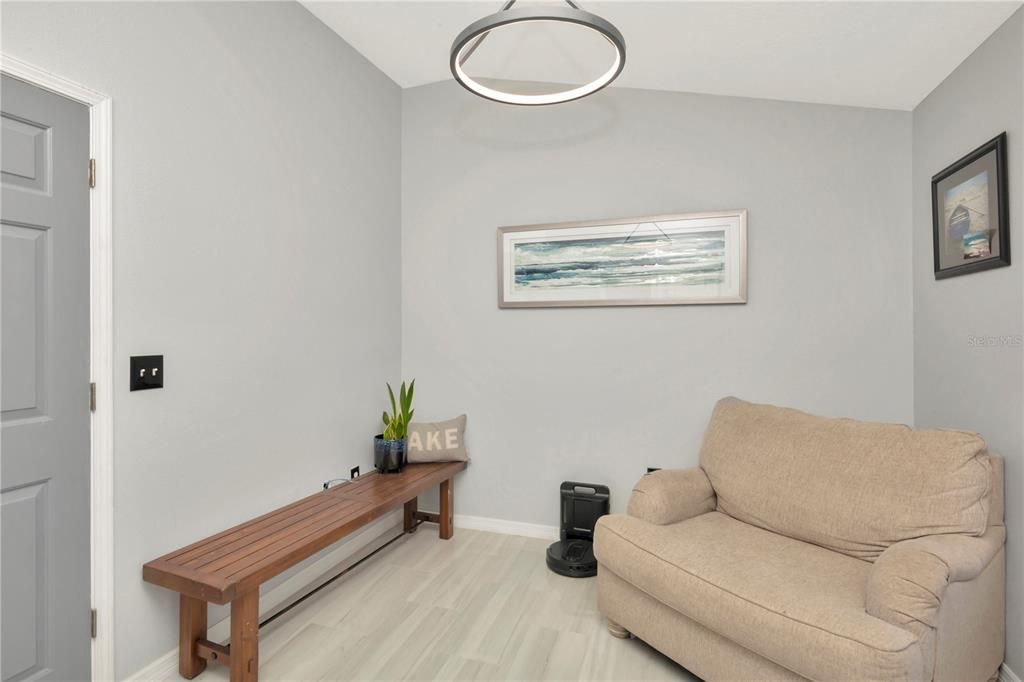 For Sale: $370,000 (3 beds, 2 baths, 2082 Square Feet)