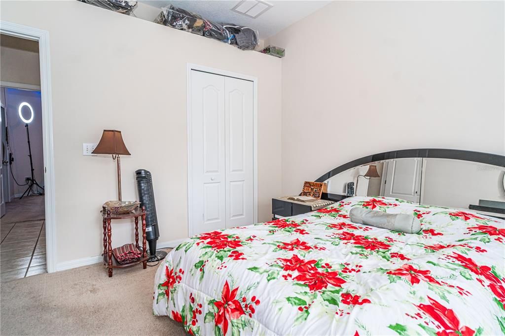 For Sale: $335,000 (3 beds, 2 baths, 1963 Square Feet)