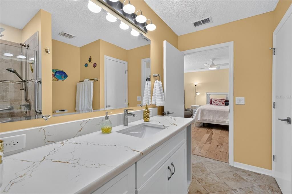 For Sale: $355,000 (2 beds, 2 baths, 1452 Square Feet)