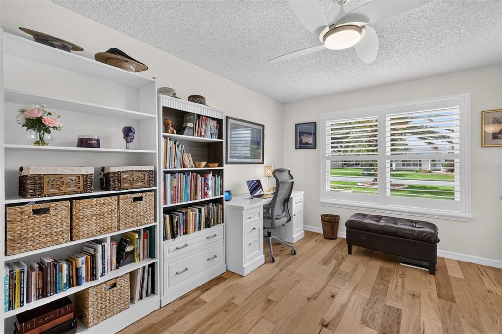 For Sale: $355,000 (2 beds, 2 baths, 1452 Square Feet)