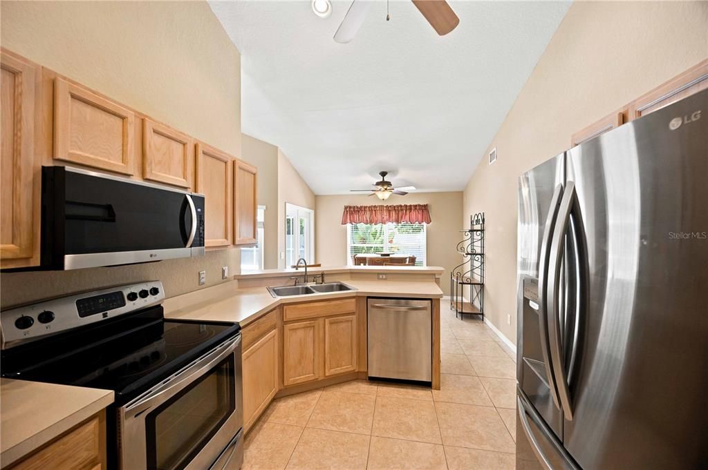 For Sale: $424,900 (3 beds, 2 baths, 1781 Square Feet)