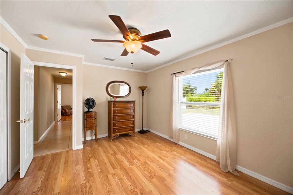 For Sale: $424,900 (3 beds, 2 baths, 1781 Square Feet)