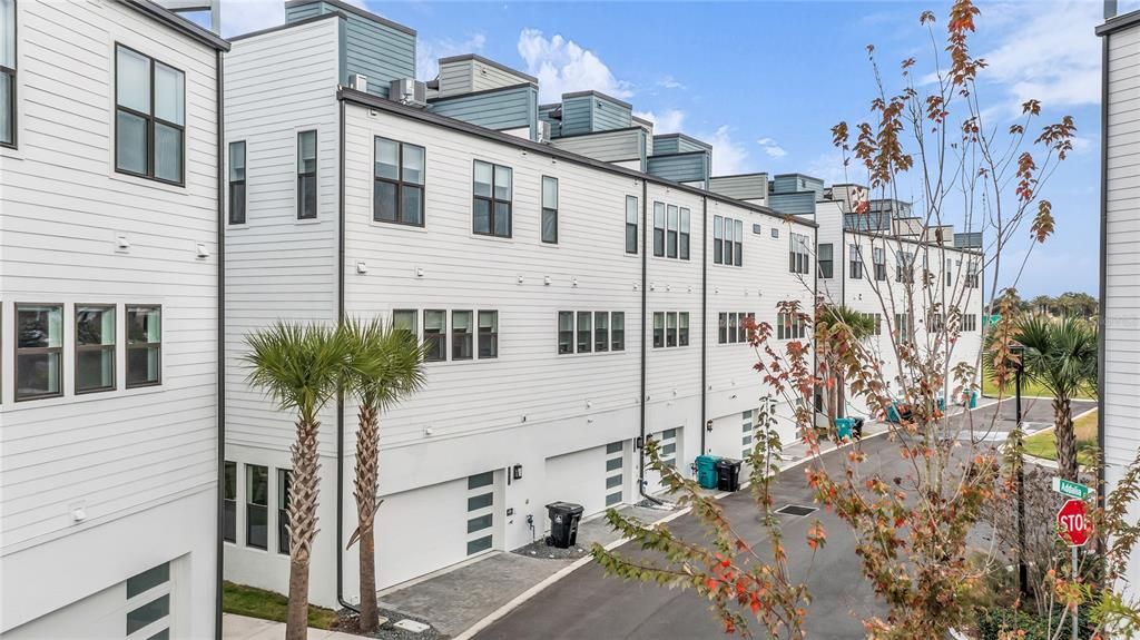En Venta: $660,000 (4 camas, 3 baños, 2085 Pies cuadrados)