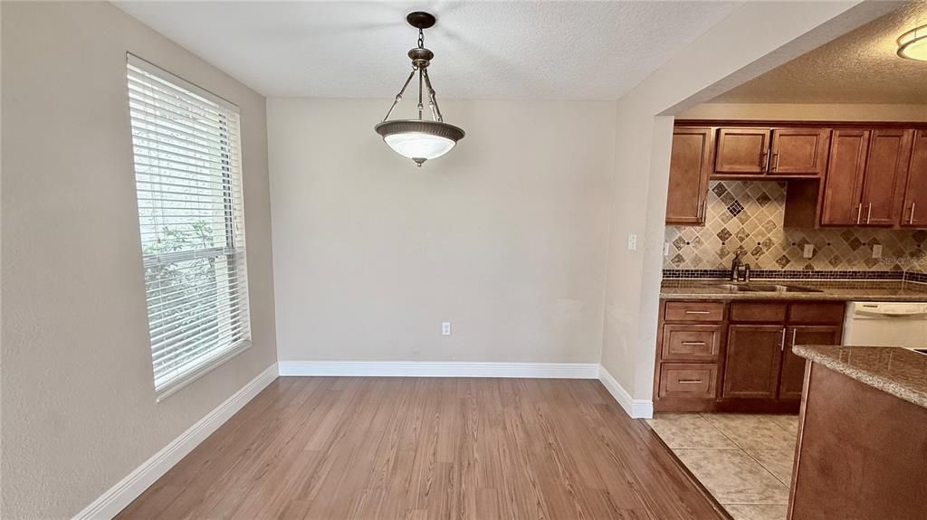 For Rent: $1,650 (2 beds, 2 baths, 1002 Square Feet)